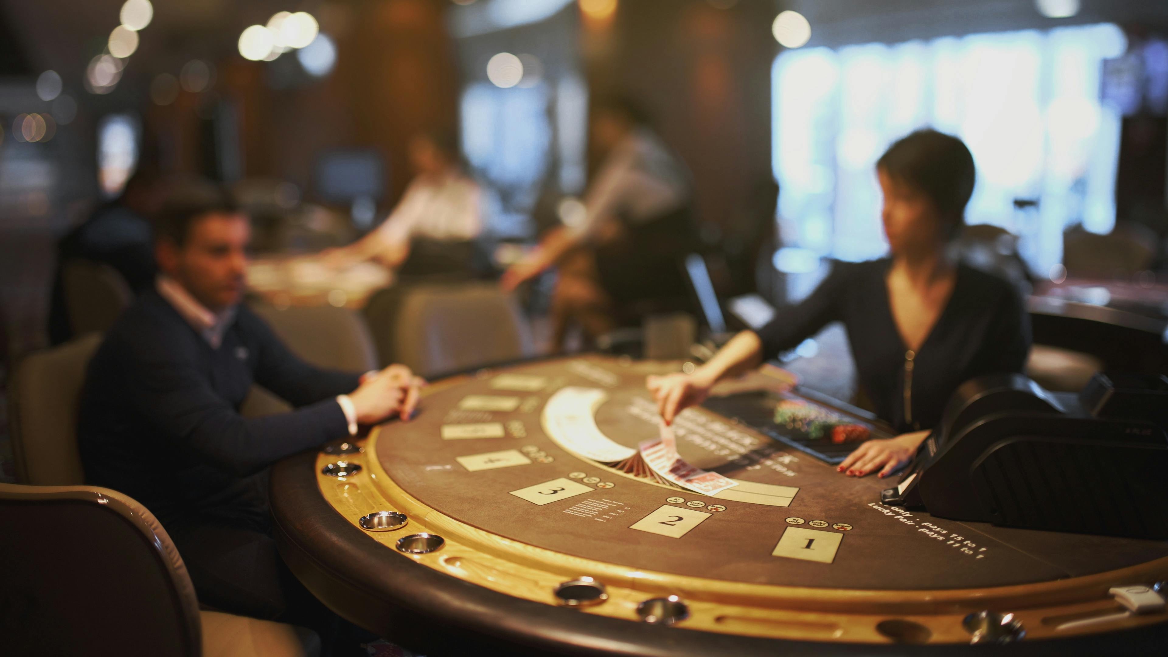 Leaderboard mingguan dengan kompetisi segar setiap Senin Tampilan kategori leaderboard mingguan di platform olenation